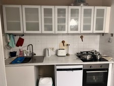 Einbauküche mit Geräten, und