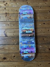 Supreme Distorted Logo