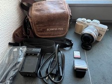 Olympus PEN Lite E-PL7 16.1MP