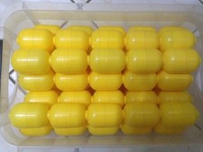 25 leere Ü-Ei Kapseln Hüllen