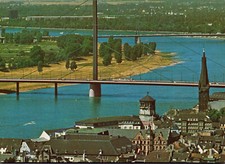 AK Düsseldorf Oberkasseler Brücke mit Altstadt, ungelaufen 70er? (Nr. 2198)