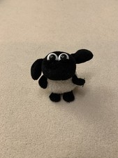 NICI Schlüsselanhänger Kuscheltieranhänger Shaun das Schaf TIMMY 10cm weiß