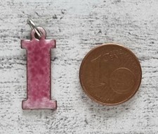 Buchstabe rosa Emaille