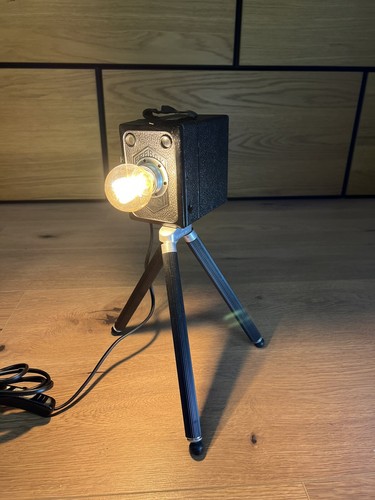Umgebaute kamera lampe unikat - umgebaute,