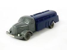 Lot 2511084 Wiking Dodge Tankwagen Esso o. Schlitz, Tank d'blau lackiert 1950-51