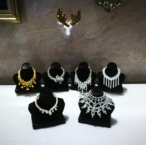 Miniatur schmuck display - schmuck,