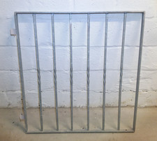 Fenstergitter Stahlgitter massiv verzinkt 82 x 82,5cm (bxh) | 15%  Rabatt 2 Stk.