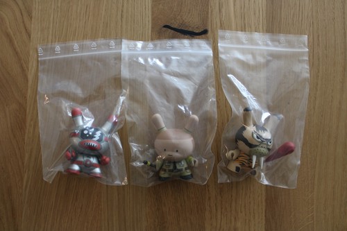 Kidrobot dunny evolved 3 - kidrobot,