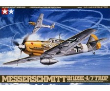 Tamiya 300061063 1:48 Dt. Messerschmitt BF109E-4/7 Trop WW2 