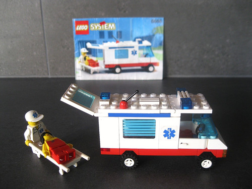Lego system 6666 - lego, ambulance