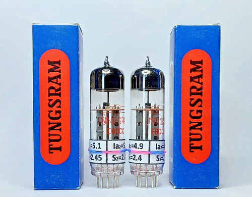 E80cc matched pair - (2, stück)