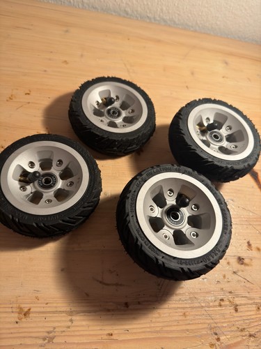 Hoyt skateboards wheels - skateboards,