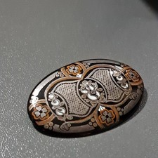 Michaela Frey Brosche Wiener