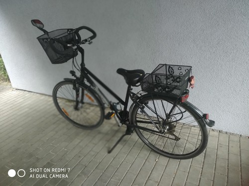 Trekking fahrrad von - fahrrad, mars