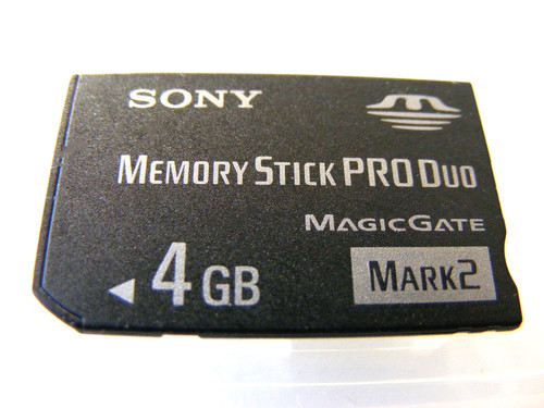 4gb memory stick pro duo - 4gb,