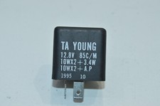 PGO BIG MAX 50 BLINKRELAIS BLINKERRELAIS RELAIS FLASHER RELAY 12V  2-POLIG