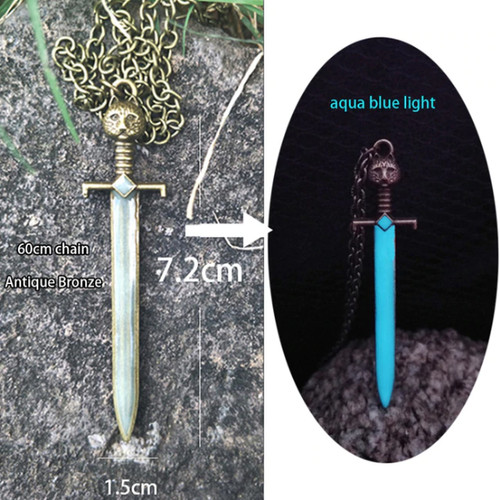 Kette mit fluoreszierendem - ,