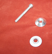 Schraube und Buchsen für