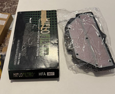Hiflo HFA3617 Luftfilter Suzuki GSXR 600 750