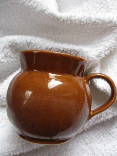 Keramiktasse aus 1910-20iger