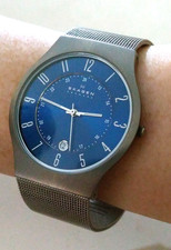 Flache (7mm)  SKAGEN Titanium, Mod. 233XLTTN, Datum,  3ATM, Milanaisearmband,