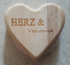 NEU ♥ 1 Stück Handschmeichler ♥ Herz aus Holz mit Gravur ♥ Herz & Verstand ♥