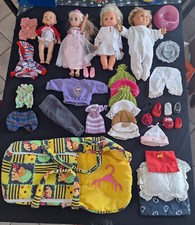  25 tlg. Puppenpaket: Puppen, Kleidung u. Zubehör f. Puppeneltern Preisangebot