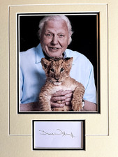 DAVID ATTENBOROUGH - LEGENDÄRER WILDLIFE FILMEMACHER - TOP SIGNIERTES DISPLAY