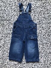 Latzhose Gr. 80 Baby ? 