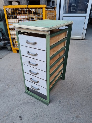 Schubladenschrank