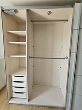 Kleiderschrank Schiebetüren