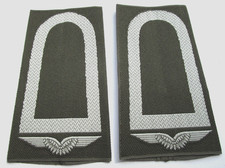 Rangabzeichen Luftwaffe Stabsunteroffizier weiß/oliv Schulter Klappen Schlaufen