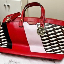 HENRI BENDEL Boston Bag