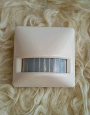 Merten Argus Unterputz Bewegungsmelder /Zeitsteuerung Creme Weis  Fläche + Antik