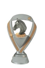 Pokal für Pferdesport aus