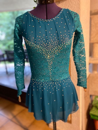 Eiskunstlauf kürkleid gr - eiskunstlauf, kürkleid,