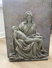 La Pieta Michelangelo Resin