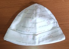 Mütze mit kl. Hasen  Gr. 0 - 6 Monate