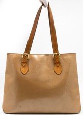 LOUIS VUITTON VERNIS BRENTWOOD