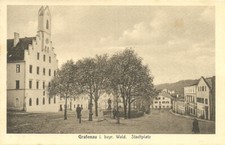 AK Grafenau Niederbayern -Stadtplatz, Rathaus, Denkmal, Schwengelpumpe -ca. 1910