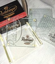 Radeberger Pilsner PIN + Glasuntersetzer, 4er Set, hochwertig, eckig, neuwertig