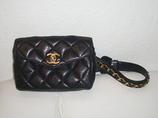 xx Chanel Gürteltasche