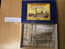 Heller Saumur Diorama Modellbausatz Maßstab 1:35  (P323)