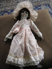 Puppe mit ausziehbarem Kleid, Tasche, Weichmaterial, beweglich, auch als DEKO se