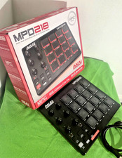 AKAI MPD218 Midi Controller