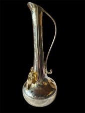 schöne Silberne Vase mit Henkel mit kleiner goldfarbener Schleife