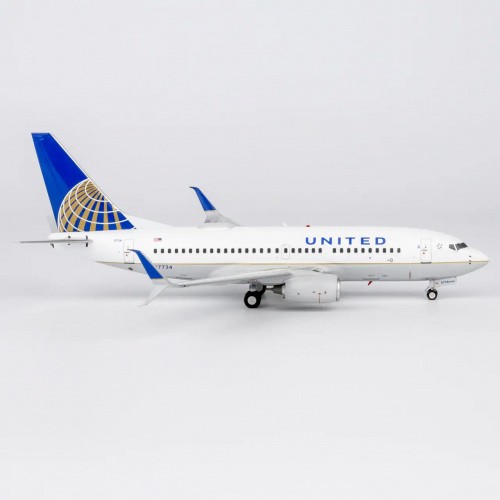 Model boeing 737 700 - 737-700, united
