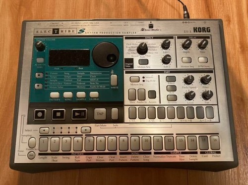 Korg sampler synth - es-1,