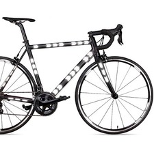 Reflektoren Aufkleber Set 34-teilig- Fahrrad, Helm, Kinderwagen, etc. in schwarz