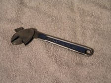 Kleiner verstellbarer selbstjustierbarer Schraubenschlüssel Plattina No. 1001